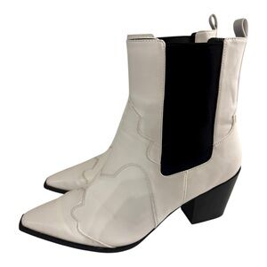 White 3” Heel Pointy Rodeo Western Boots Size 10